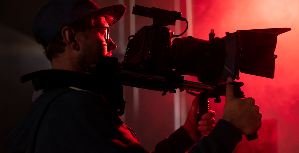 Producción y dirección audiovisual desarrollada en estudio fotográfico profesional.